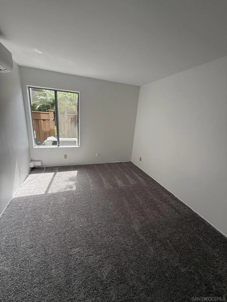 3549 Castle Glen #113 San Diego, CA 92123