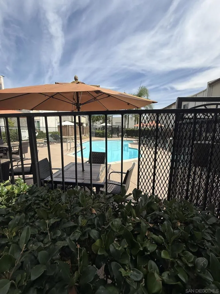 3549 Castle Glen #113 San Diego, CA 92123