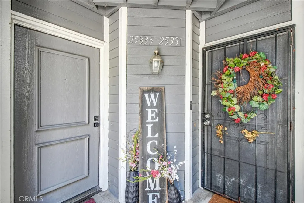 25335 Pine Creek Los Angeles, CA 90744