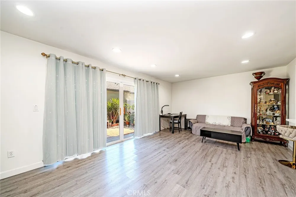 5539 Cajon Buena Park, CA 90621