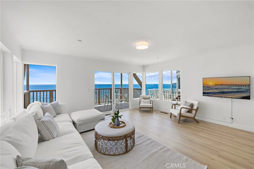 1045 Gaviota Drive #B Laguna Beach, CA 92651