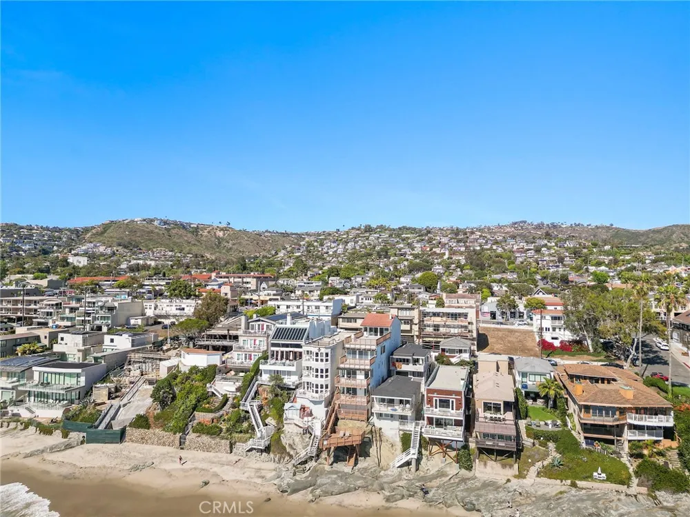 1045 Gaviota Drive #B Laguna Beach, CA 92651