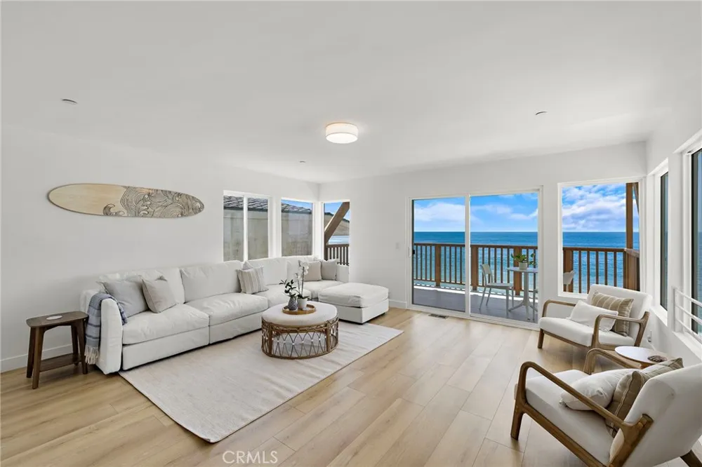 1045 Gaviota Drive #B Laguna Beach, CA 92651