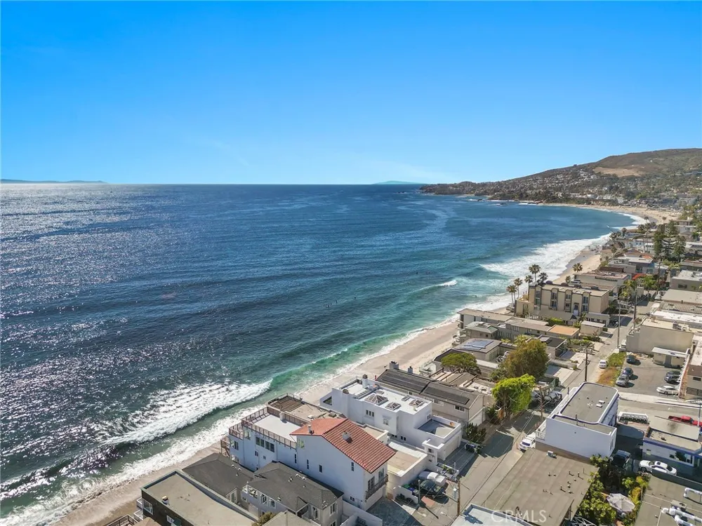 1045 Gaviota Drive #B Laguna Beach, CA 92651