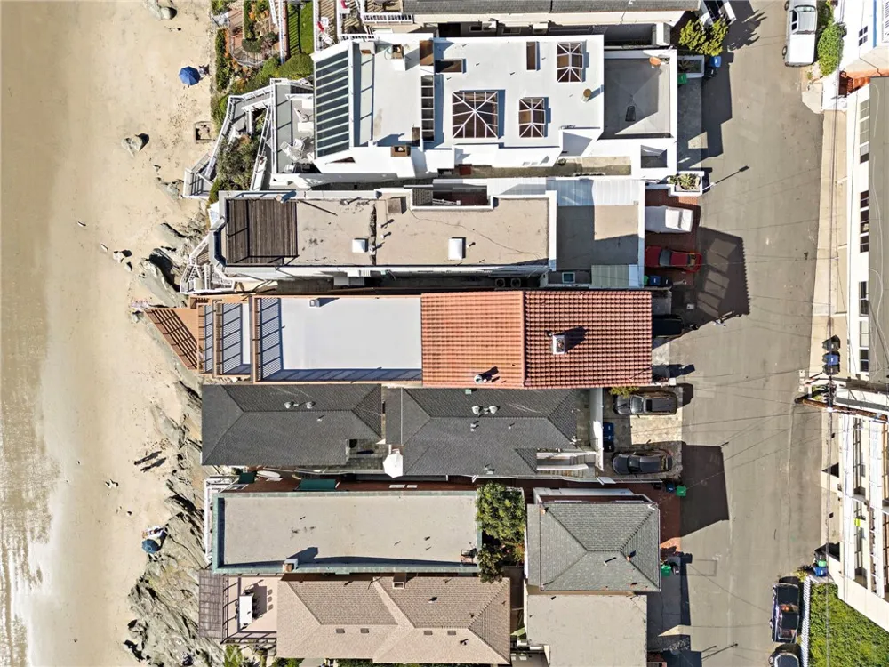1045 Gaviota Drive #B Laguna Beach, CA 92651