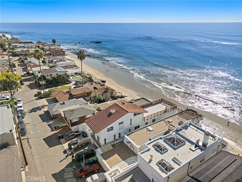 1045 Gaviota Drive #B Laguna Beach, CA 92651