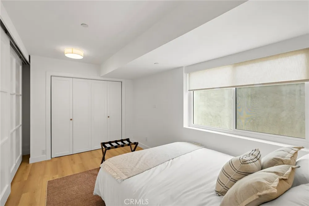 1045 Gaviota Drive #B Laguna Beach, CA 92651