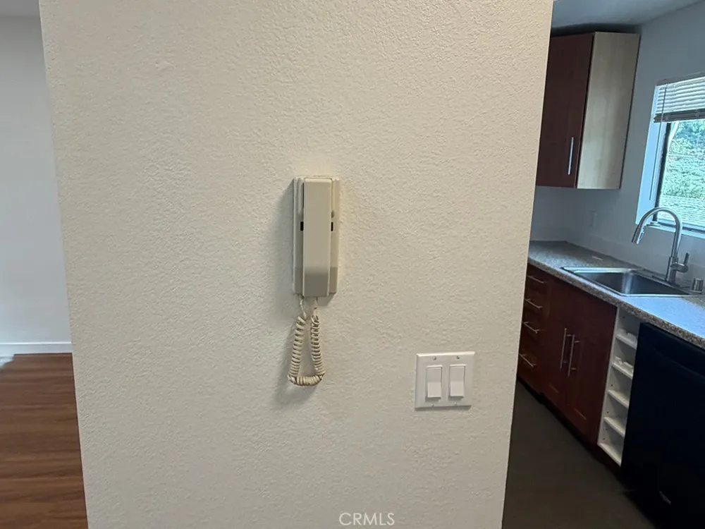 5227 Eagle Dale Avenue #4 Eagle Rock, CA 90041