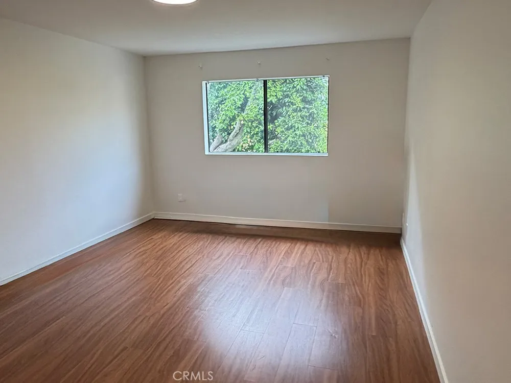 5227 Eagle Dale Avenue #4 Eagle Rock, CA 90041