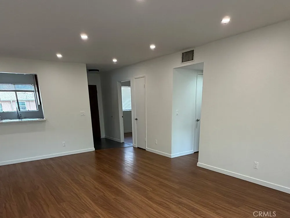 5227 Eagle Dale Avenue #4 Eagle Rock, CA 90041