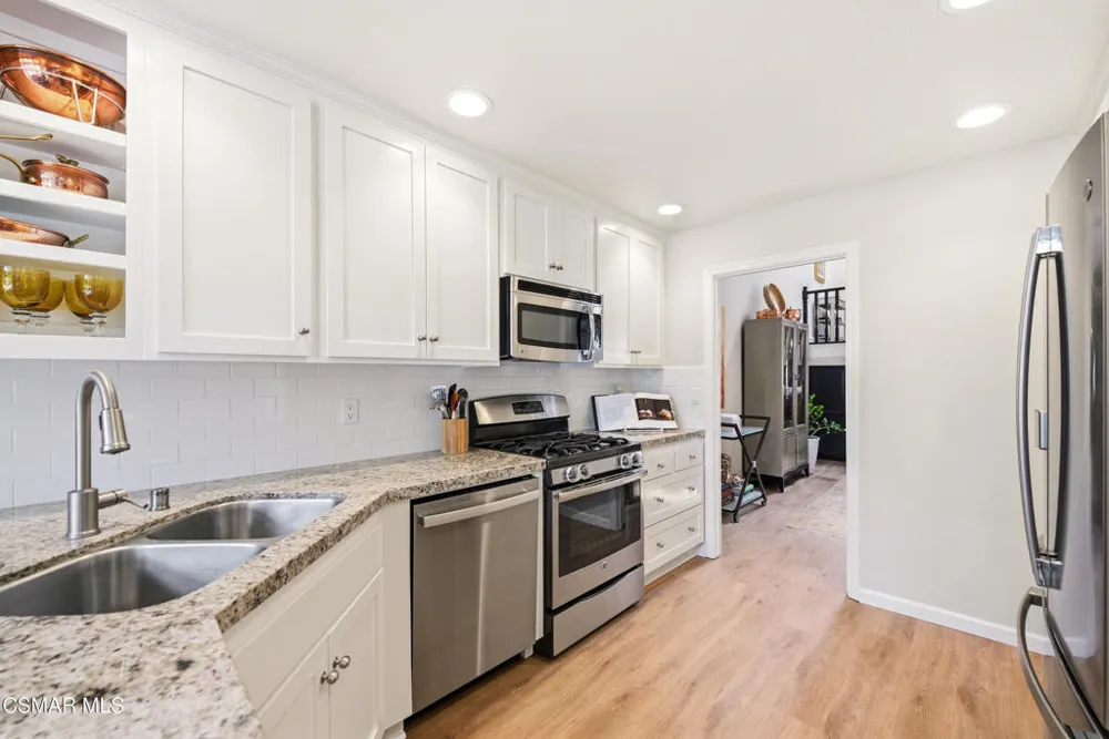 4225 Dan Wood Drive Westlake Village, CA 91362