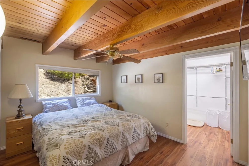 39147 Cedar Dell Fawnskin, CA 92333
