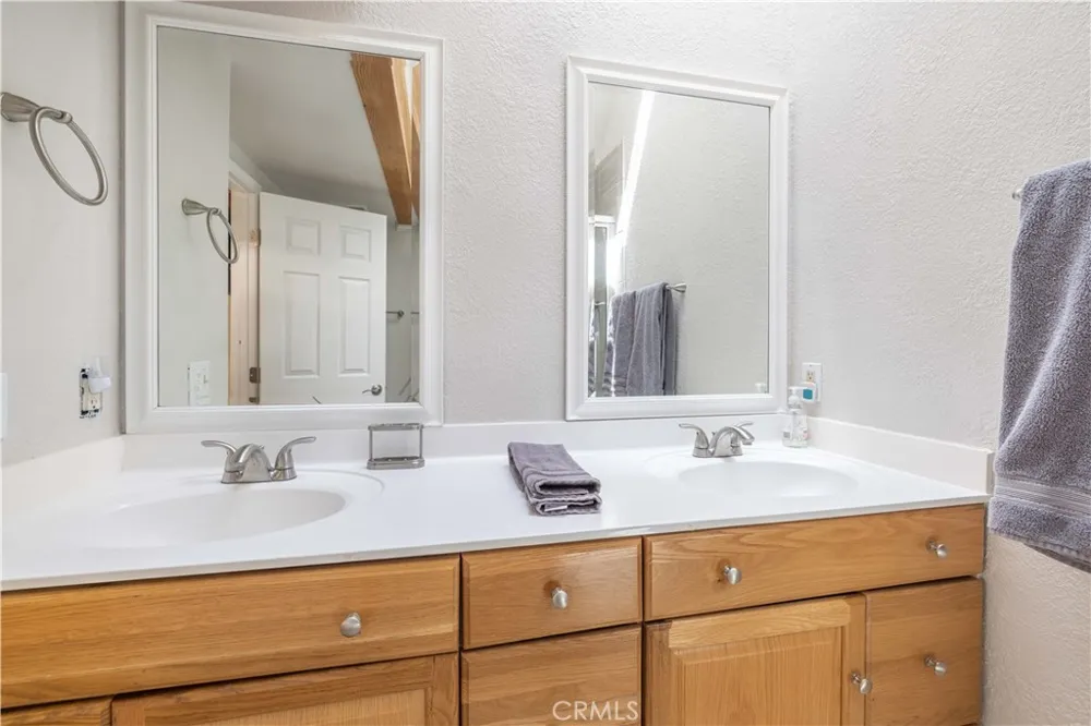 39147 Cedar Dell Fawnskin, CA 92333