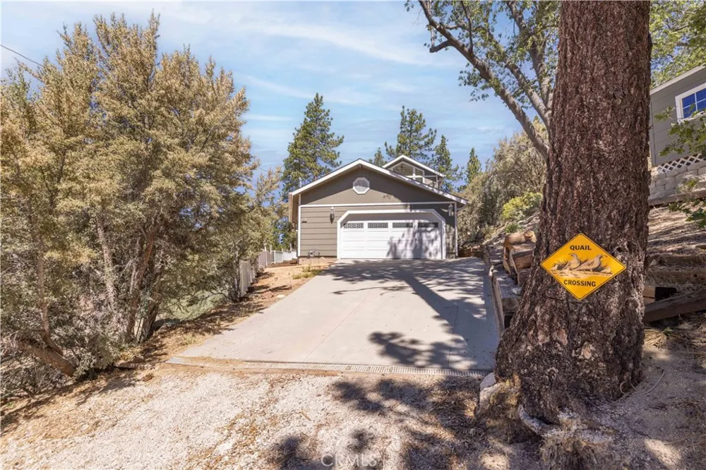 39147 Cedar Dell Fawnskin, CA 92333