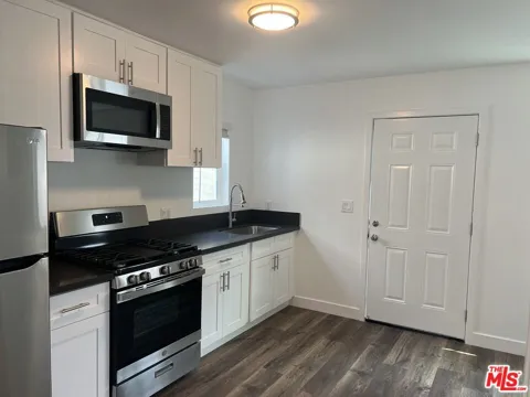228 E Avenue 42