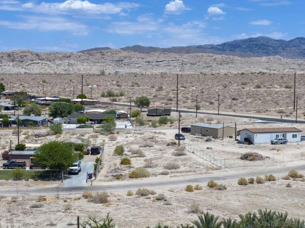 Coral Reef RD Mecca, CA 92254
