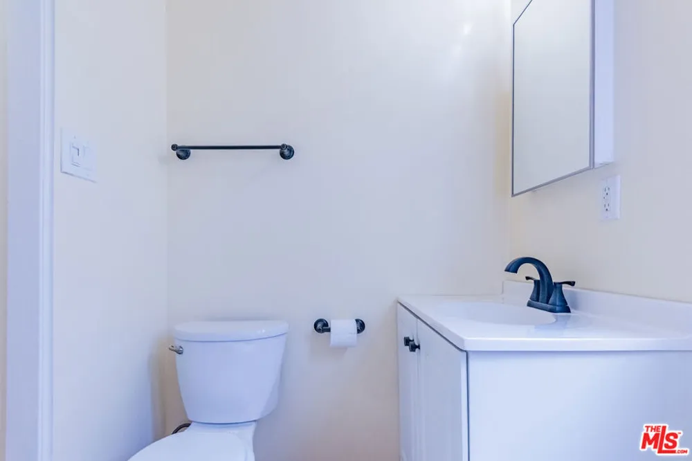 4170 Ince Boulevard Culver City, CA 90232