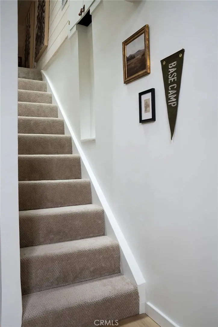 810 Sierra Vista Twin Peaks, CA 92391