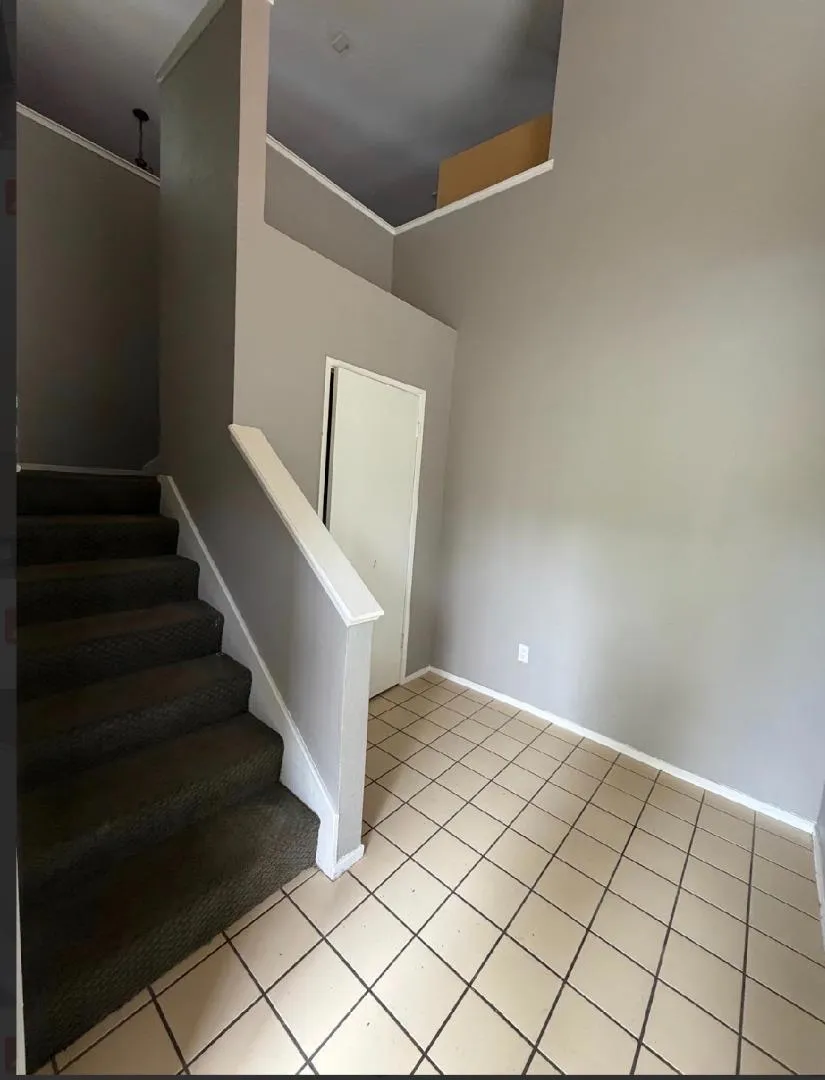 1635 W Swain Road Stockton, CA 95207