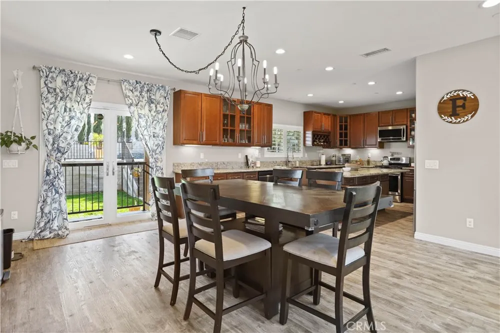 13083 Via Tuscany Riverside, CA 92503