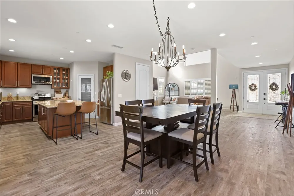 13083 Via Tuscany Riverside, CA 92503