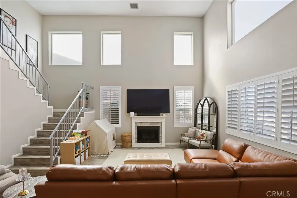 13083 Via Tuscany Riverside, CA 92503