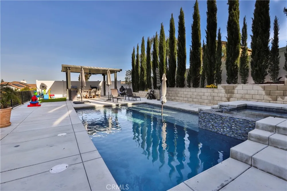 13083 Via Tuscany Riverside, CA 92503