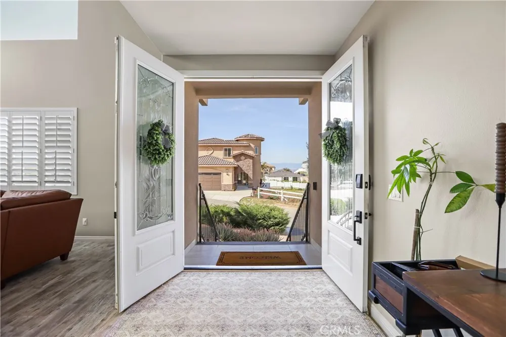 13083 Via Tuscany Riverside, CA 92503