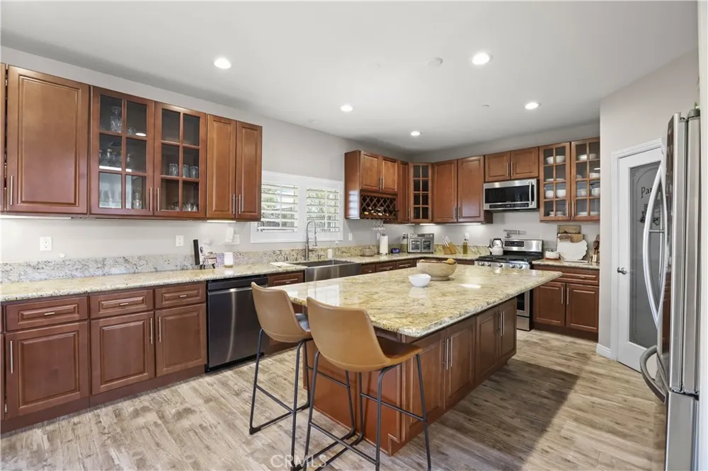 13083 Via Tuscany Riverside, CA 92503