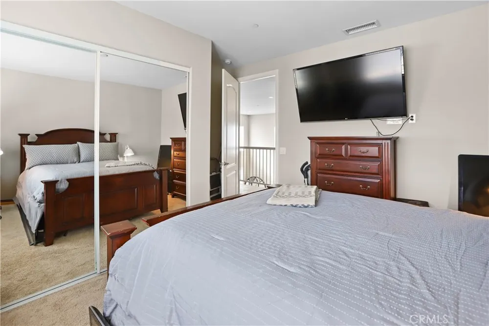 13083 Via Tuscany Riverside, CA 92503
