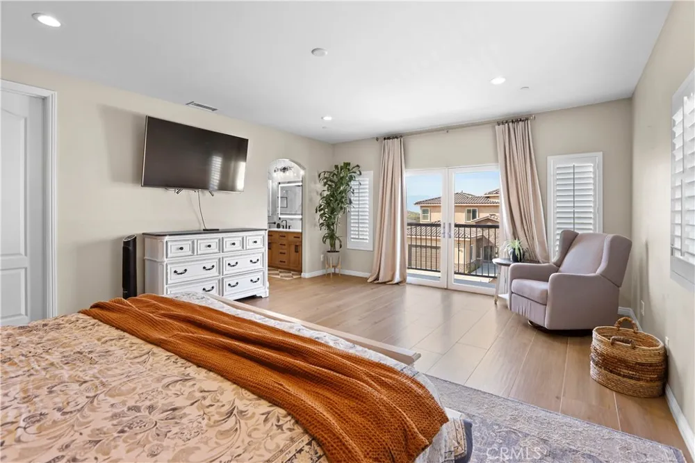 13083 Via Tuscany Riverside, CA 92503