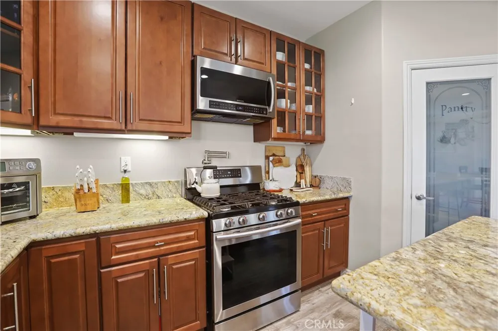 13083 Via Tuscany Riverside, CA 92503