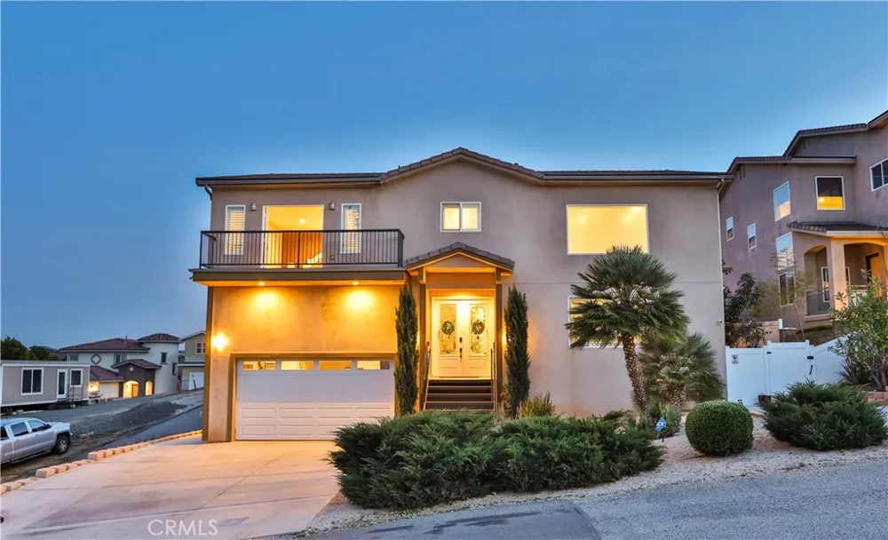 13083 Via Tuscany Riverside, CA 92503
