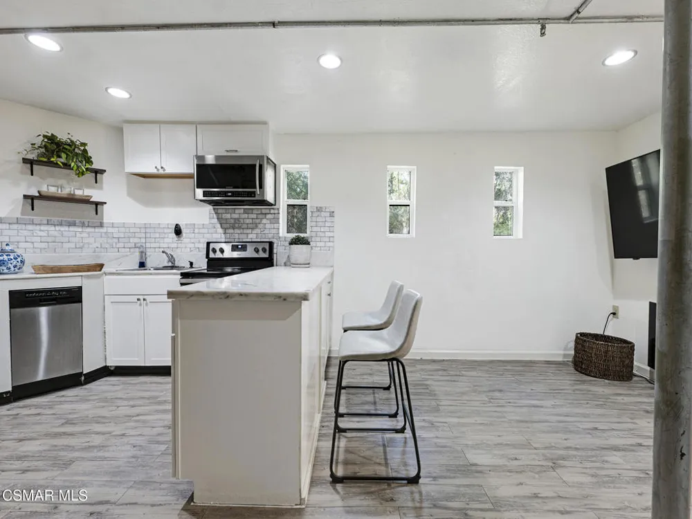 1548 Le Flore Drive La Habra Heights, CA 90631