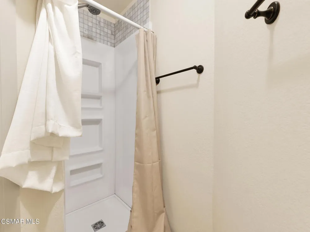 1548 Le Flore Drive La Habra Heights, CA 90631