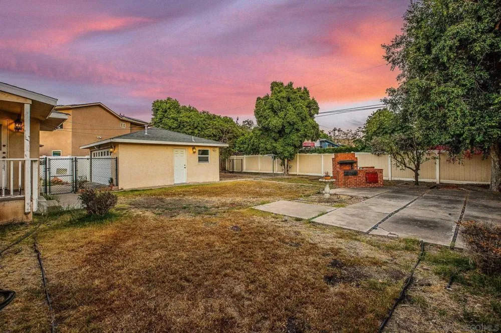 6223 Mesita Drive San Diego, CA 92115