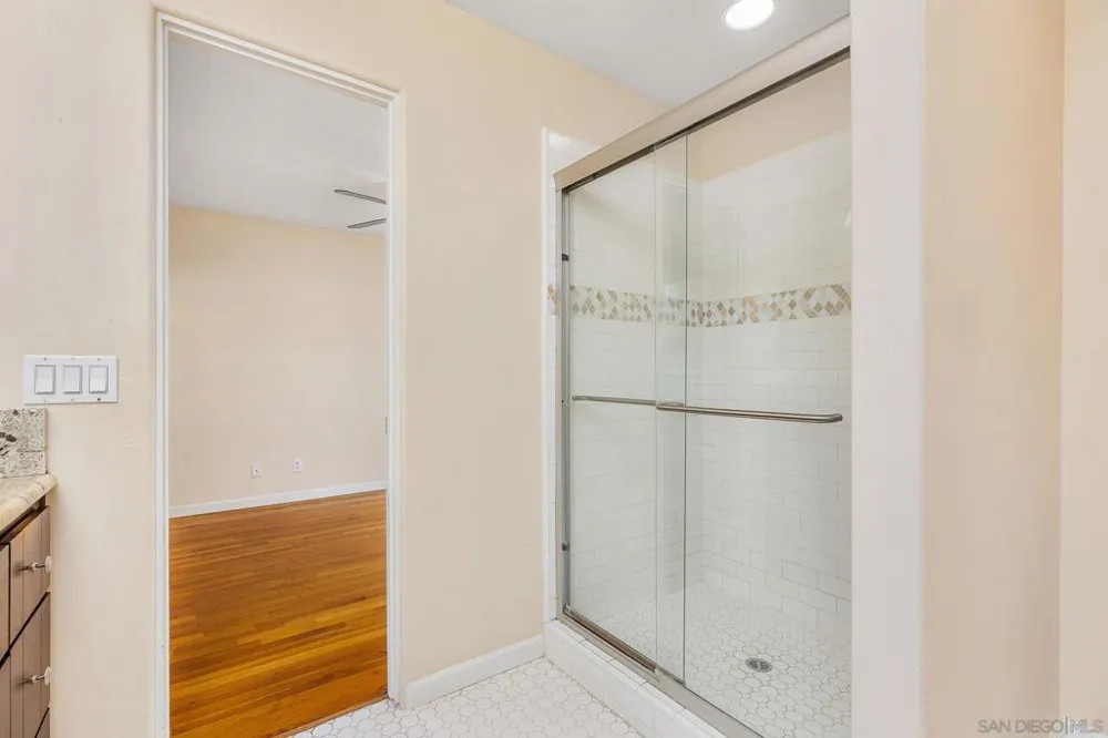 6223 Mesita Drive San Diego, CA 92115