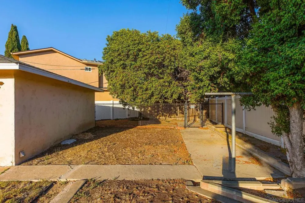 6223 Mesita Drive San Diego, CA 92115