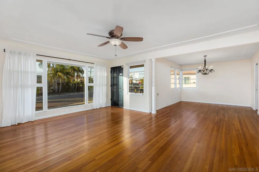 6223 Mesita Drive San Diego, CA 92115