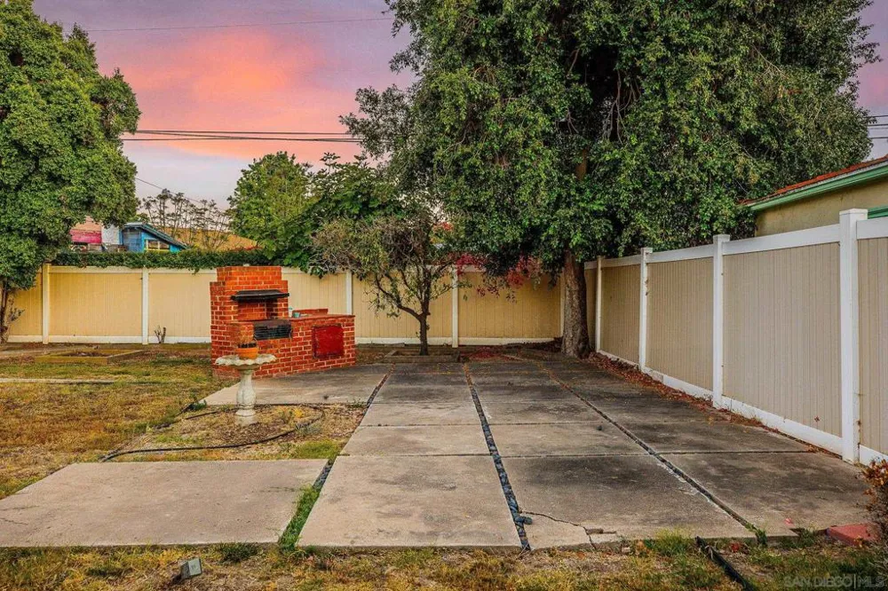 6223 Mesita Drive San Diego, CA 92115