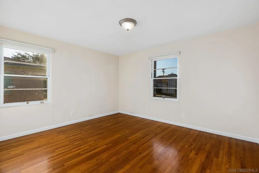 6223 Mesita Drive San Diego, CA 92115
