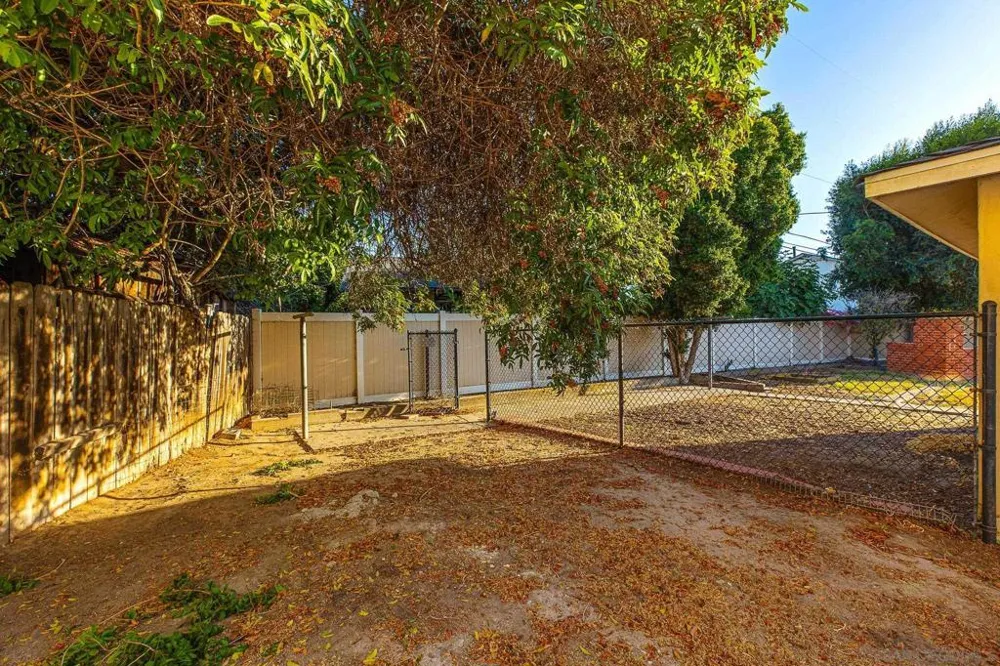 6223 Mesita Drive San Diego, CA 92115