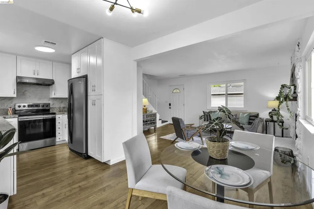 20278 Forest Ave #4 Castro Valley, CA 94546