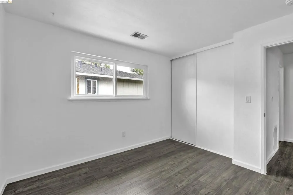 20278 Forest Ave #4 Castro Valley, CA 94546