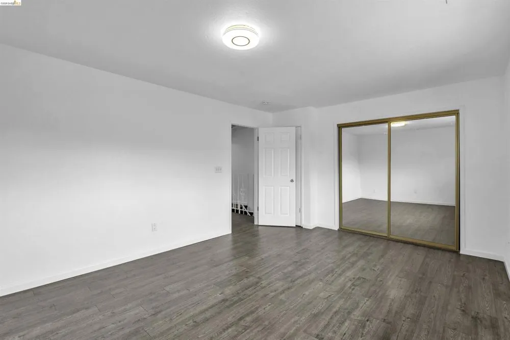 20278 Forest Ave #4 Castro Valley, CA 94546
