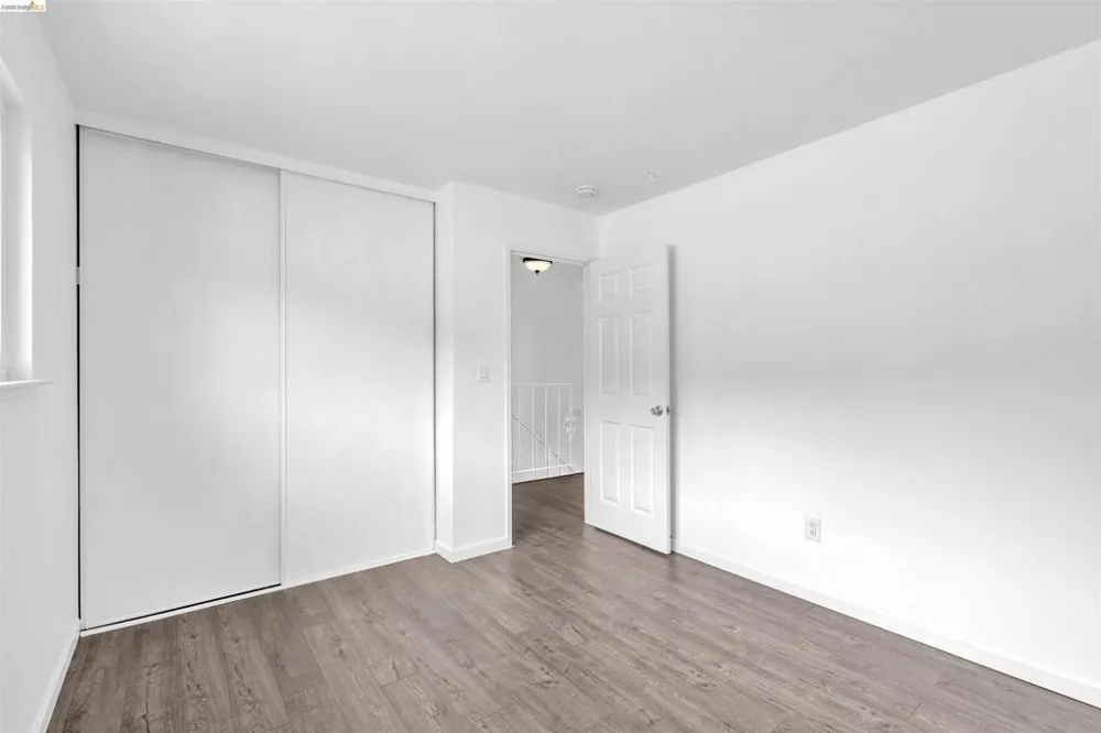 20278 Forest Ave #4 Castro Valley, CA 94546