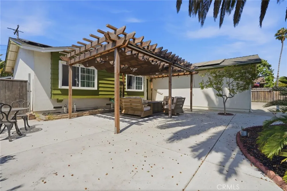 5160 Rhoads Santa Barbara, CA 93111
