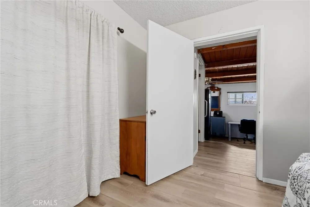 5160 Rhoads Santa Barbara, CA 93111