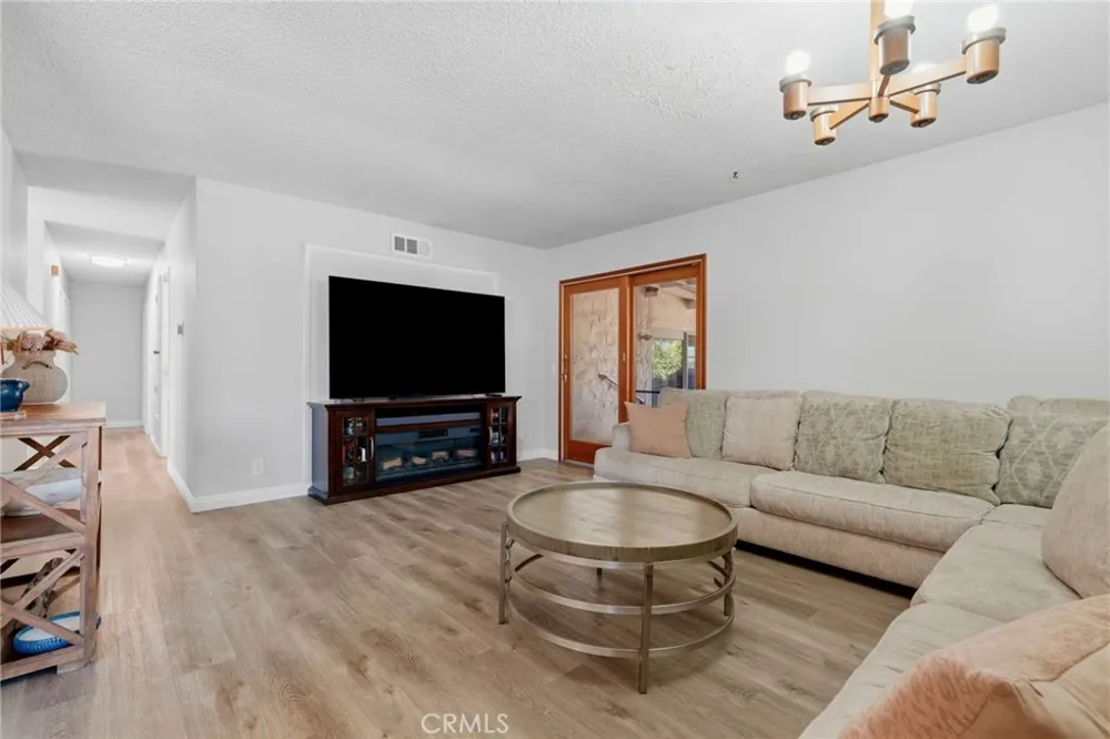 5160 Rhoads Santa Barbara, CA 93111