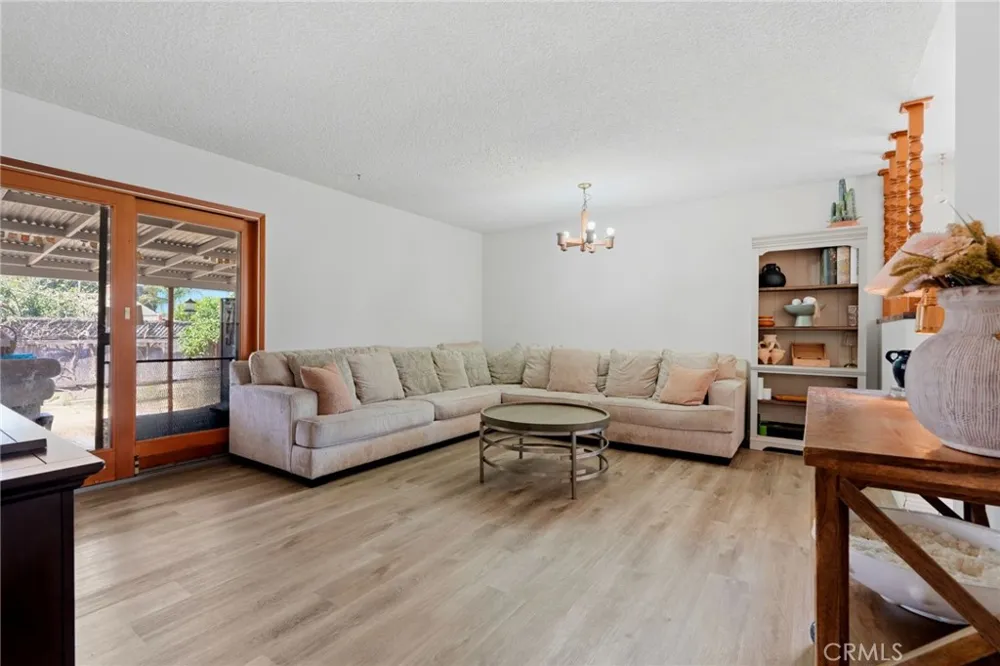 5160 Rhoads Santa Barbara, CA 93111
